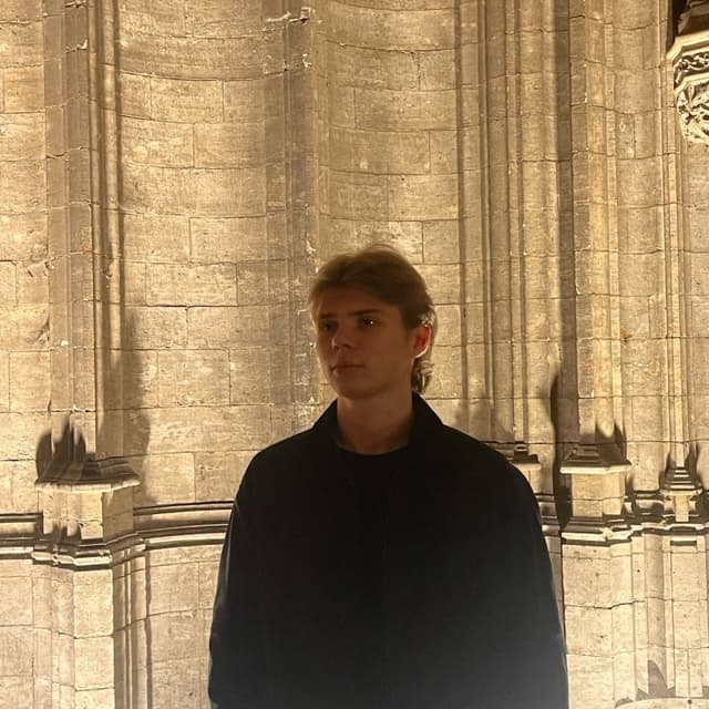 Artem Kucheruk